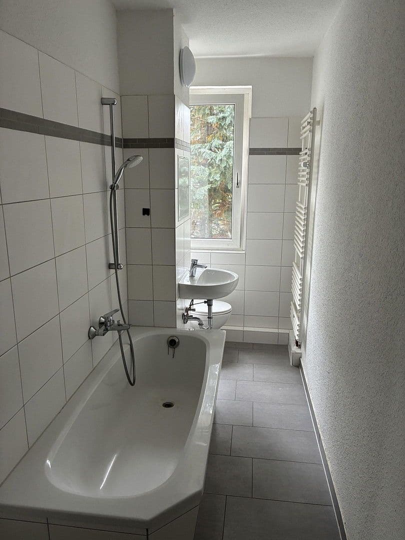 Pronájem bytu 3+1 58 m², Askanische Straße 104, Dessau-Roßlau, Sasko-Anhaltsko Pronájem bytu 3+1 58 m², Askanische Straße 104, Dessau-Roßlau, Sasko-Anhaltsko