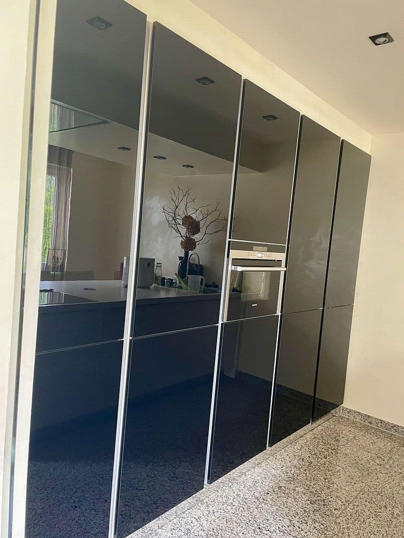 Prodej domu 230 m², pozemek 600 m², Worms, Porýní-Falc Prodej domu 230 m², pozemek 600 m², Worms, Porýní-Falc