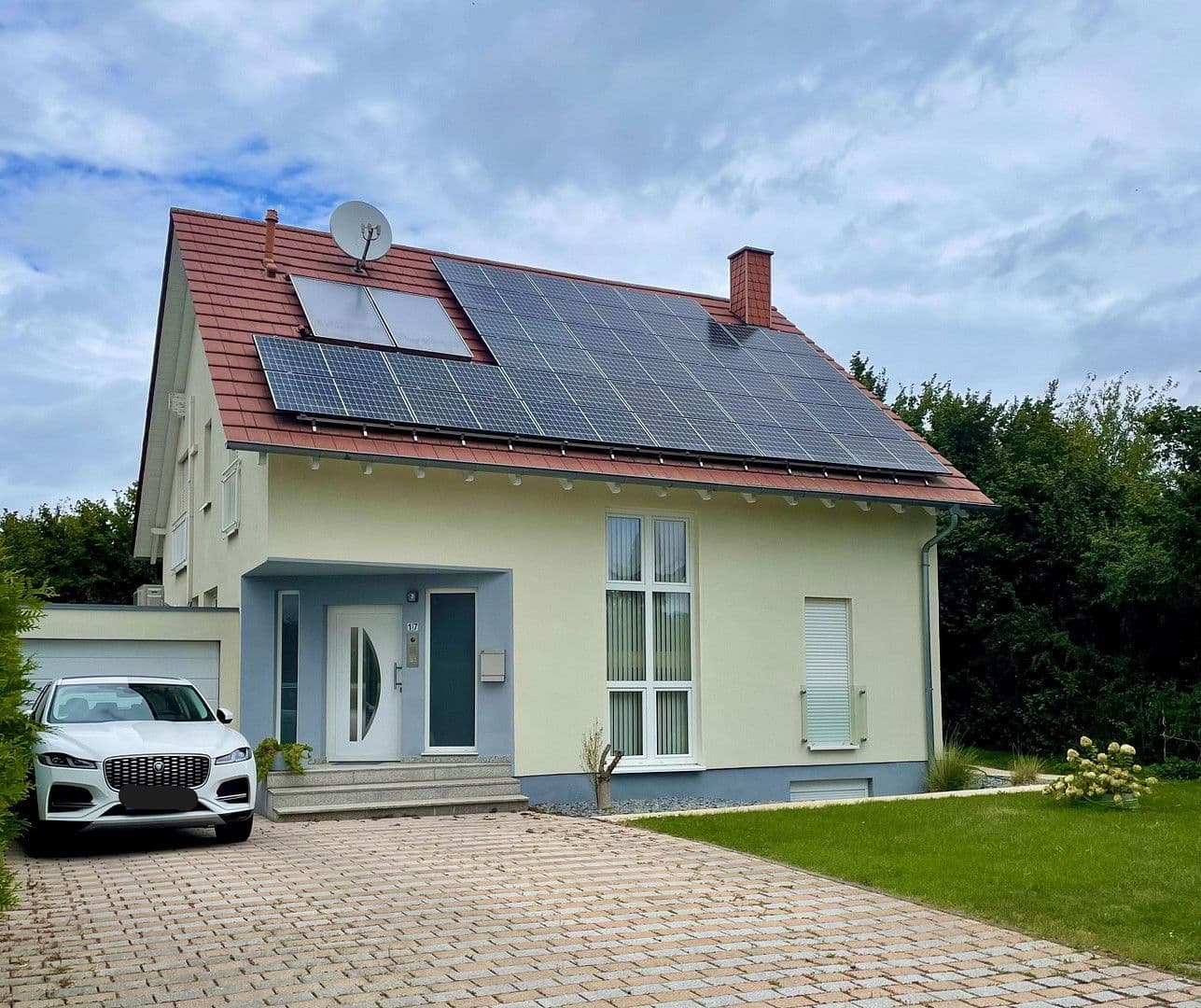 Prodej domu 230 m², pozemek 600 m², Worms, Porýní-Falc Prodej domu 230 m², pozemek 600 m², Worms, Porýní-Falc