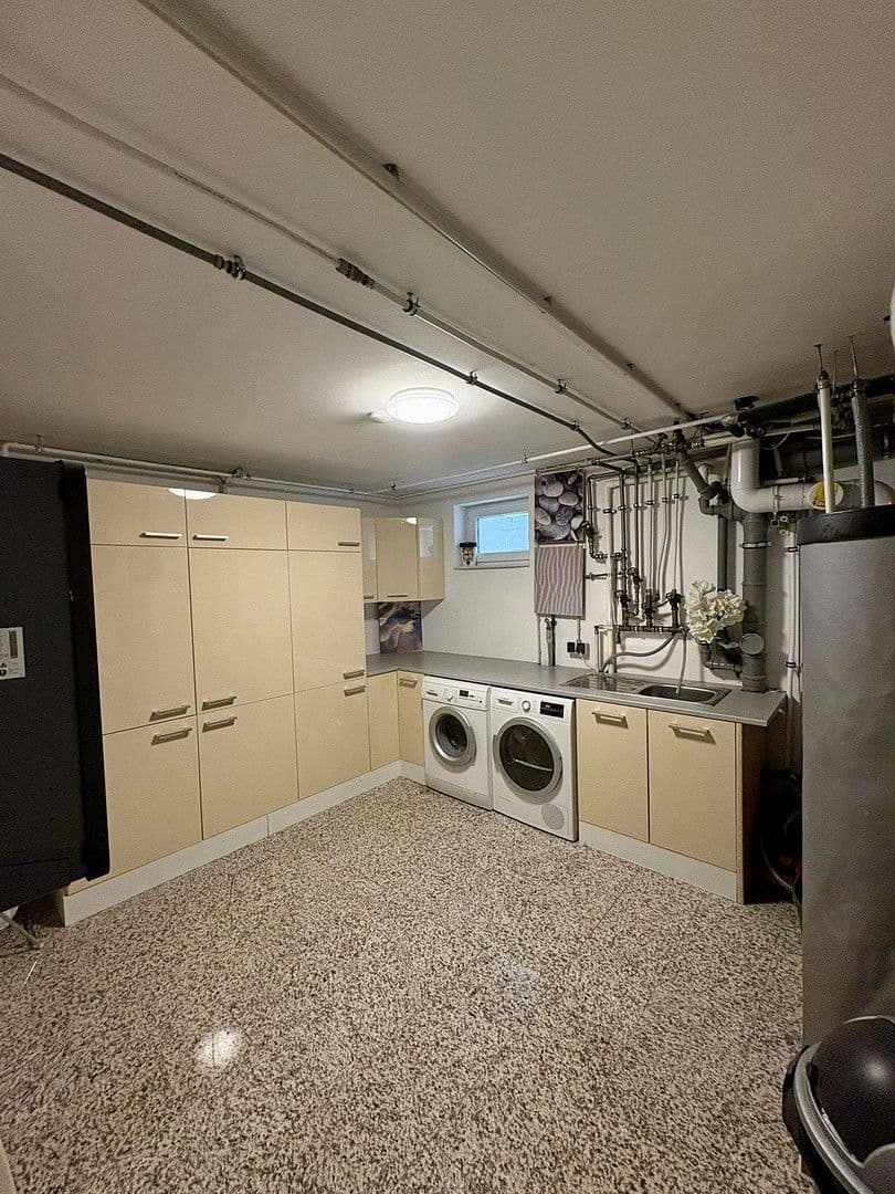 Prodej domu 230 m², pozemek 600 m², Worms, Porýní-Falc Prodej domu 230 m², pozemek 600 m², Worms, Porýní-Falc