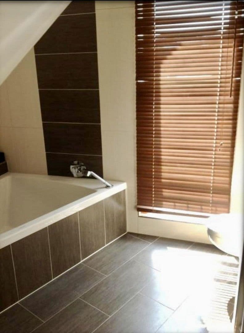 Prodej domu 230 m², pozemek 600 m², Worms, Porýní-Falc Prodej domu 230 m², pozemek 600 m², Worms, Porýní-Falc
