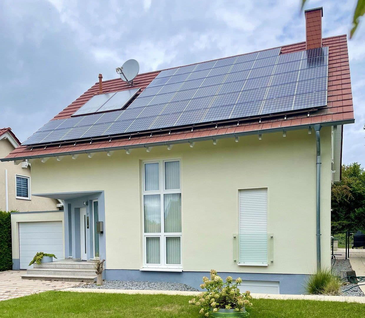 Prodej domu 230 m², pozemek 600 m², Worms, Porýní-Falc Prodej domu 230 m², pozemek 600 m², Worms, Porýní-Falc