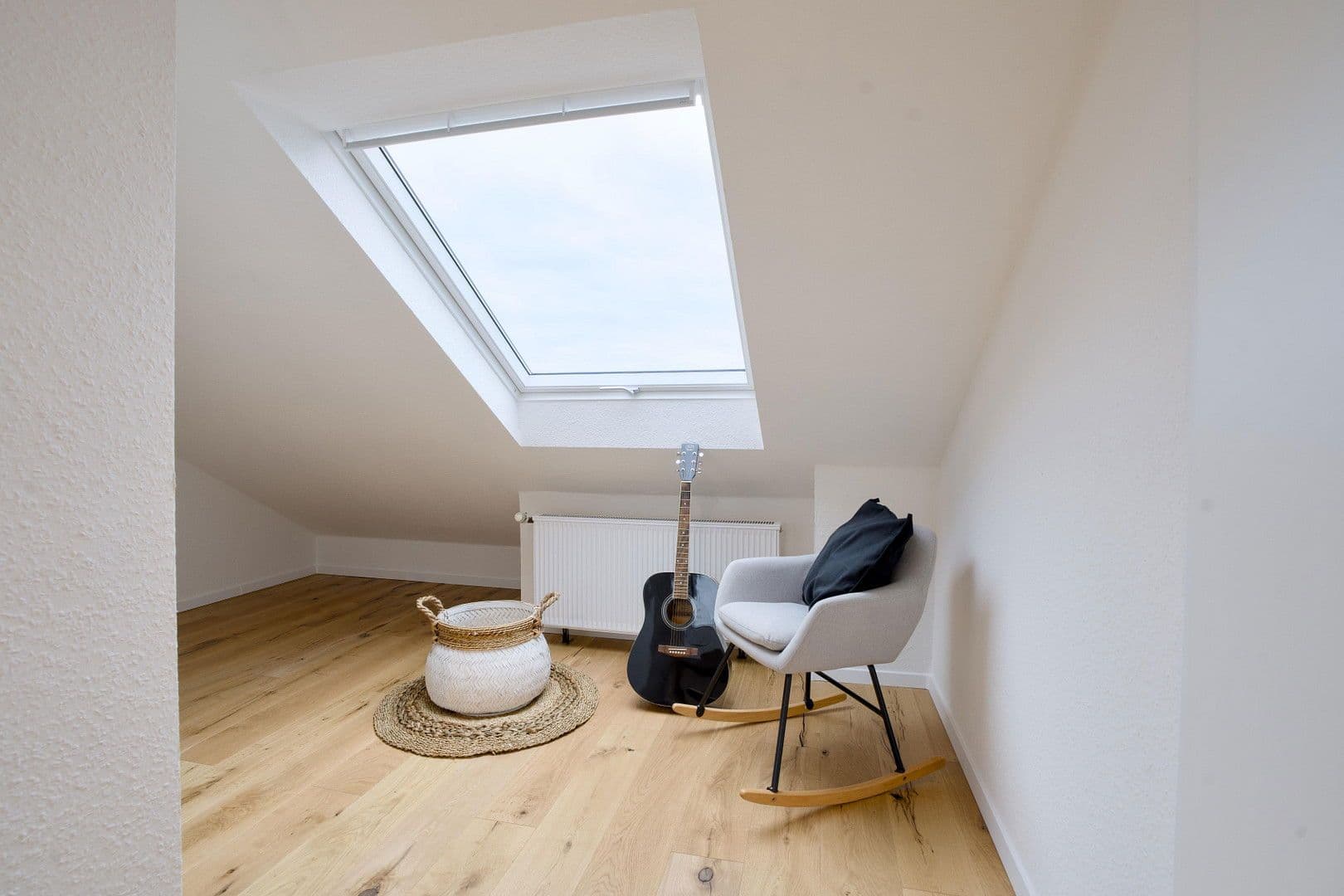 Prodej domu 119 m², pozemek 276 m², Langenfeld (Rheinland), Severní Porýní-Vestfálsko Prodej domu 119 m², pozemek 276 m², Langenfeld (Rheinland), Severní Porýní-Vestfálsko