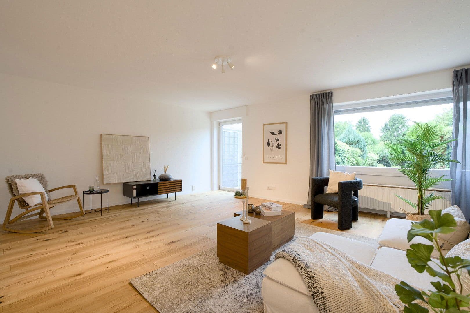 Prodej domu 119 m², pozemek 276 m², Langenfeld (Rheinland), Severní Porýní-Vestfálsko Prodej domu 119 m², pozemek 276 m², Langenfeld (Rheinland), Severní Porýní-Vestfálsko