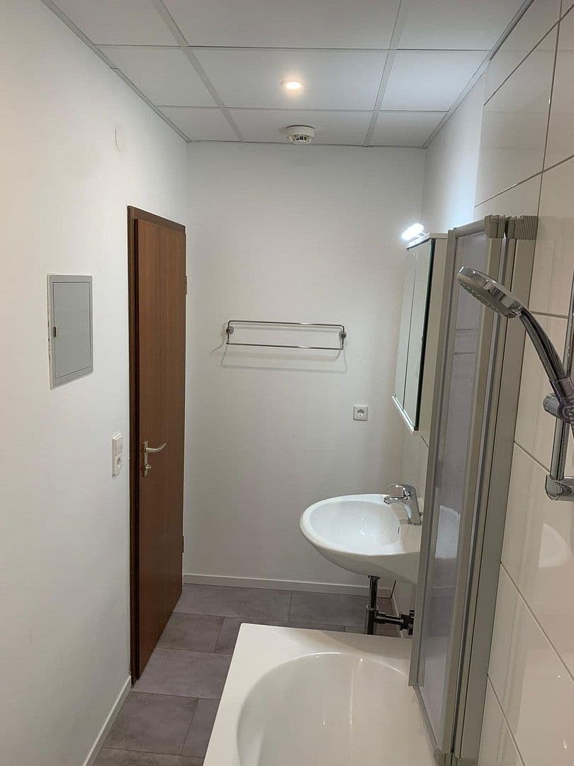 Pronájem bytu 1+kk 44 m², Tübingen, Bádensko-Württembersko Pronájem bytu 1+kk 44 m², Tübingen, Bádensko-Württembersko