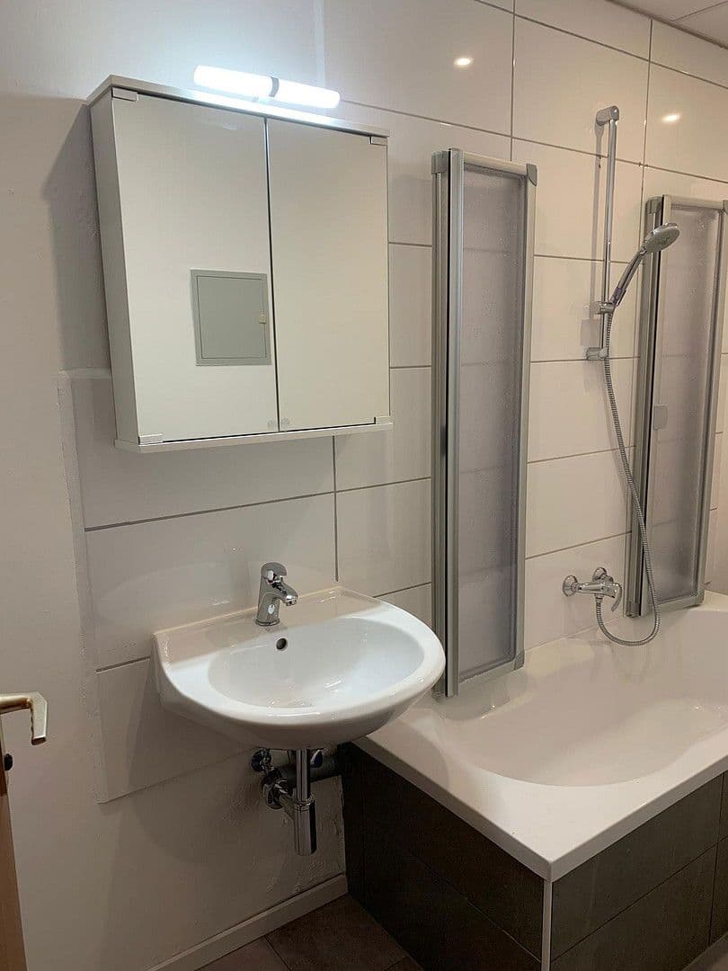 Pronájem bytu 1+kk 44 m², Tübingen, Bádensko-Württembersko Pronájem bytu 1+kk 44 m², Tübingen, Bádensko-Württembersko