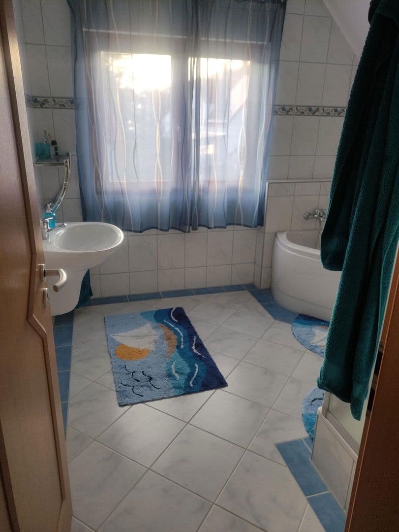 Prodej domu 123 m², pozemek 585 m², Ziegeleistr. 1,, Hilgertshausen-Tandern, Bavorsko Prodej domu 123 m², pozemek 585 m², Ziegeleistr. 1,, Hilgertshausen-Tandern, Bavorsko