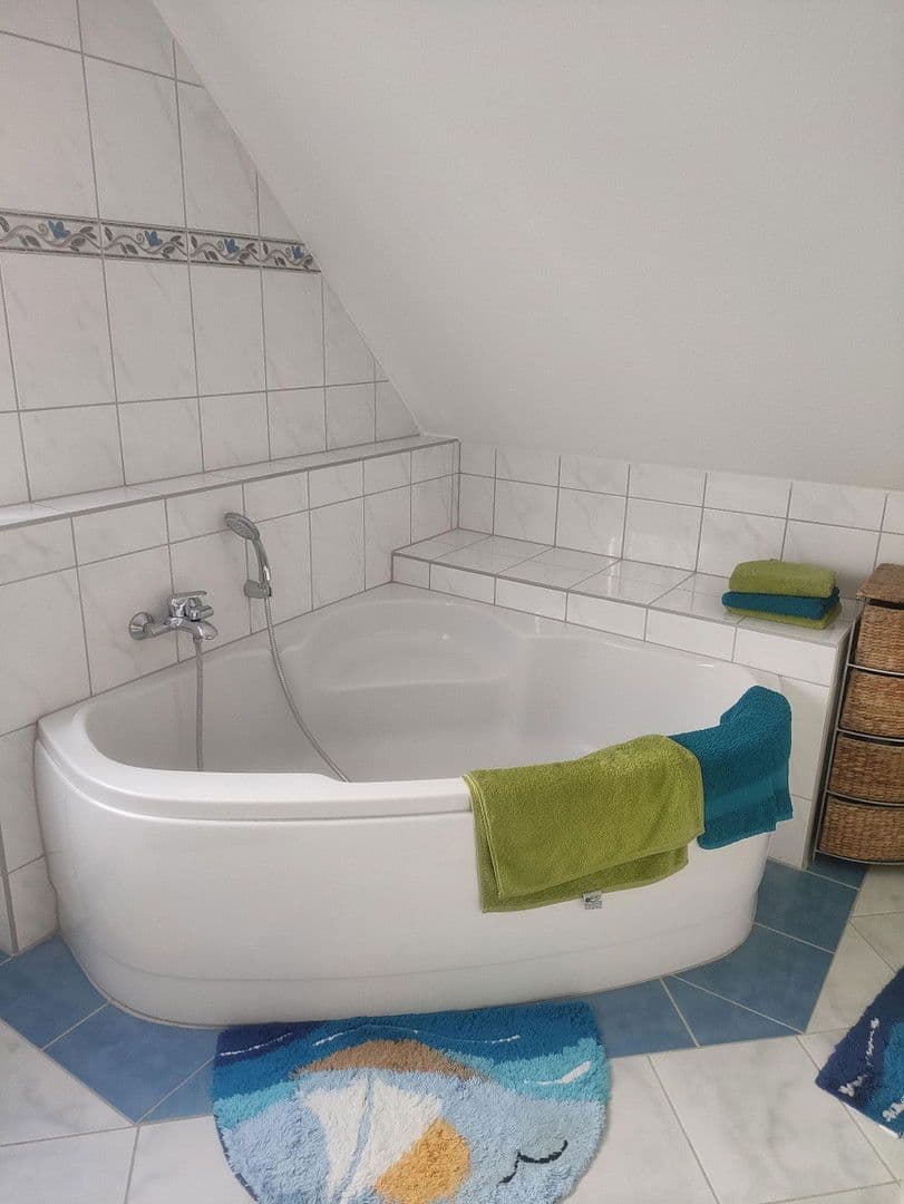 Prodej domu 123 m², pozemek 585 m², Ziegeleistr. 1,, Hilgertshausen-Tandern, Bavorsko Prodej domu 123 m², pozemek 585 m², Ziegeleistr. 1,, Hilgertshausen-Tandern, Bavorsko