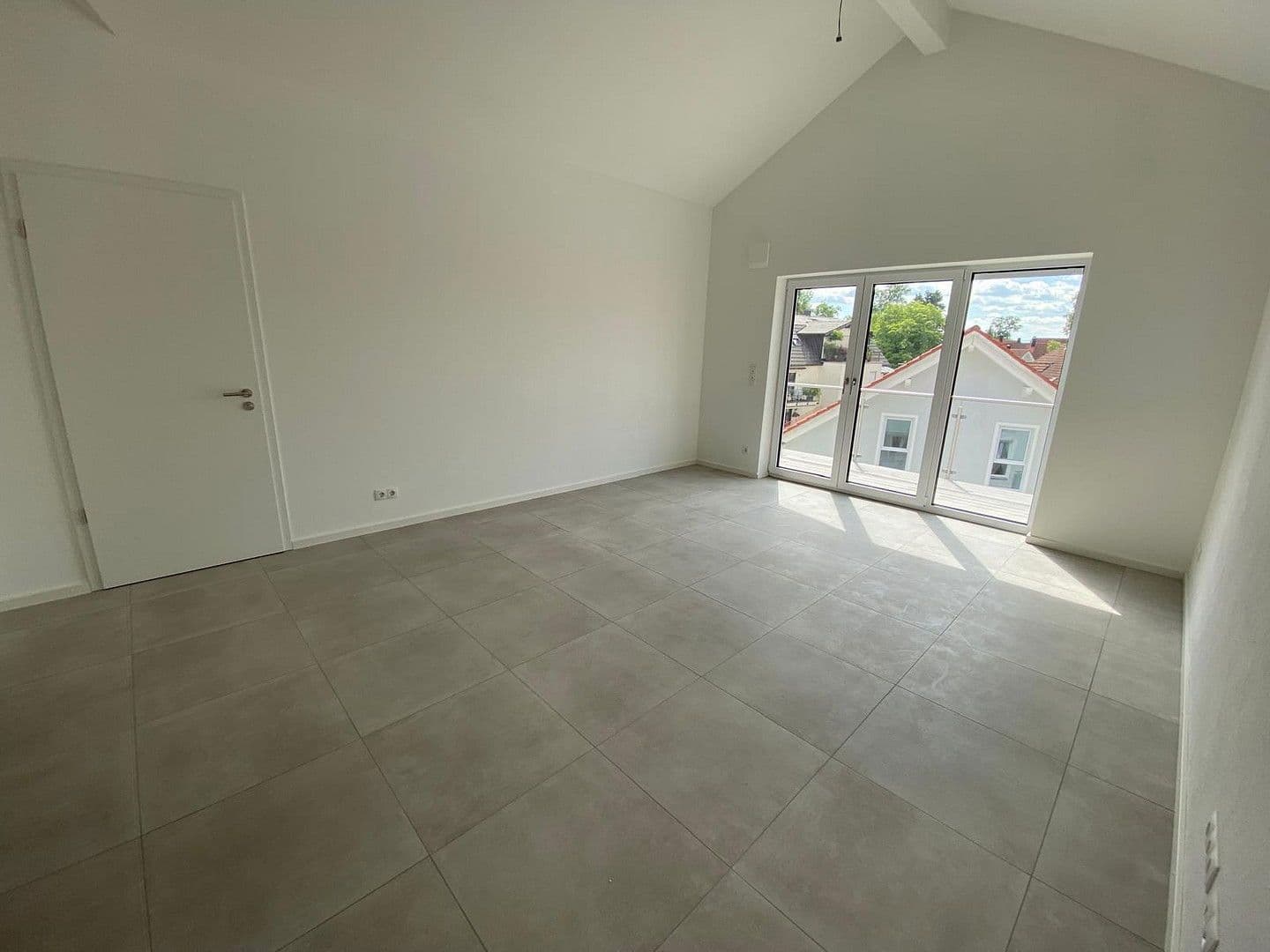 Pronájem bytu 4+1 135 m², Grafing bei München, Bavorsko Pronájem bytu 4+1 135 m², Grafing bei München, Bavorsko