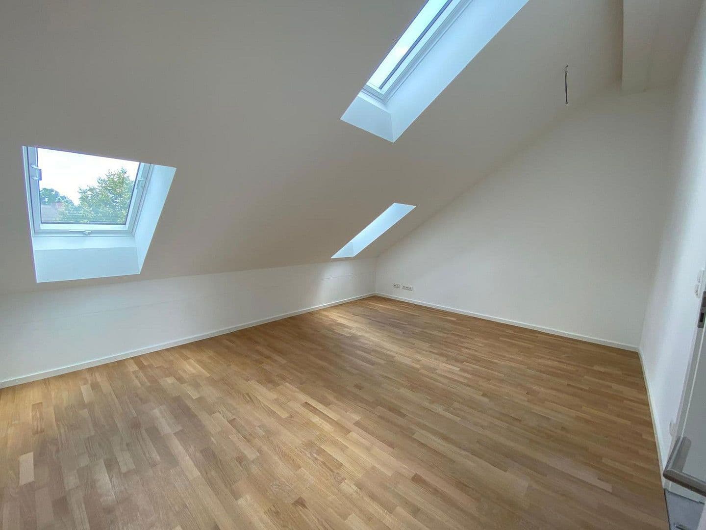 Pronájem bytu 4+1 135 m², Grafing bei München, Bavorsko Pronájem bytu 4+1 135 m², Grafing bei München, Bavorsko