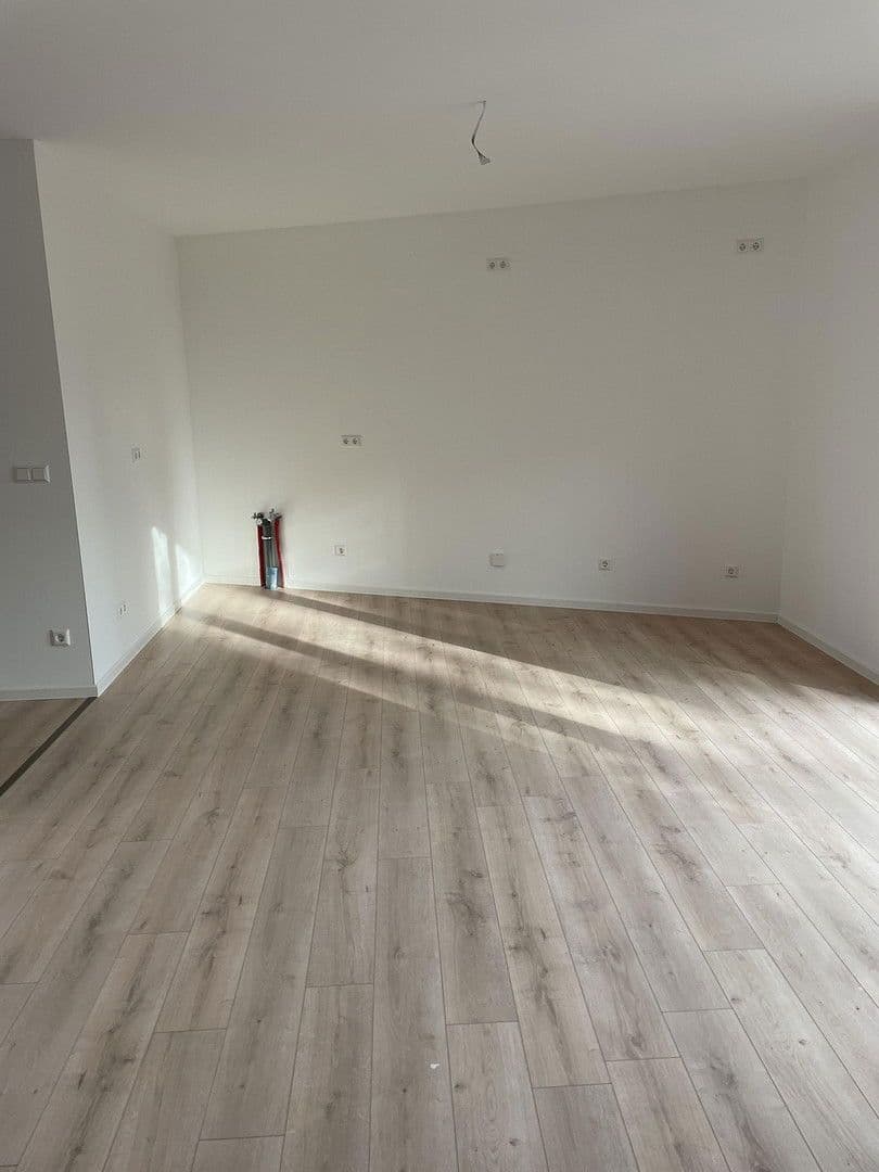Pronájem bytu 4+1 85 m², Brückenplatz 7, Lubín, Braniborsko Pronájem bytu 4+1 85 m², Brückenplatz 7, Lubín, Braniborsko