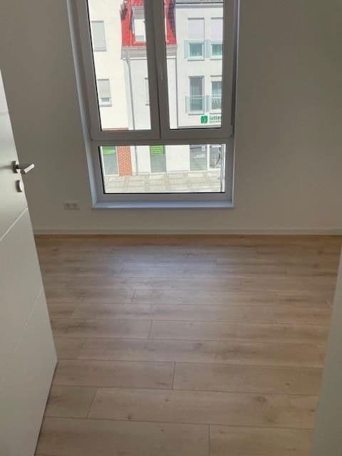 Pronájem bytu 4+1 85 m², Brückenplatz 7, Lubín, Braniborsko Pronájem bytu 4+1 85 m², Brückenplatz 7, Lubín, Braniborsko