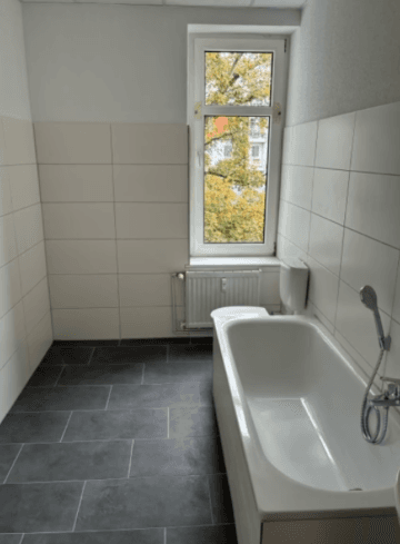 Pronájem bytu 2+1 56 m², GutsMuths-Straße 3, Leipzig, Sasko Pronájem bytu 2+1 56 m², GutsMuths-Straße 3, Leipzig, Sasko