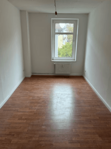 Pronájem bytu 2+1 56 m², GutsMuths-Straße 3, Leipzig, Sasko Pronájem bytu 2+1 56 m², GutsMuths-Straße 3, Leipzig, Sasko