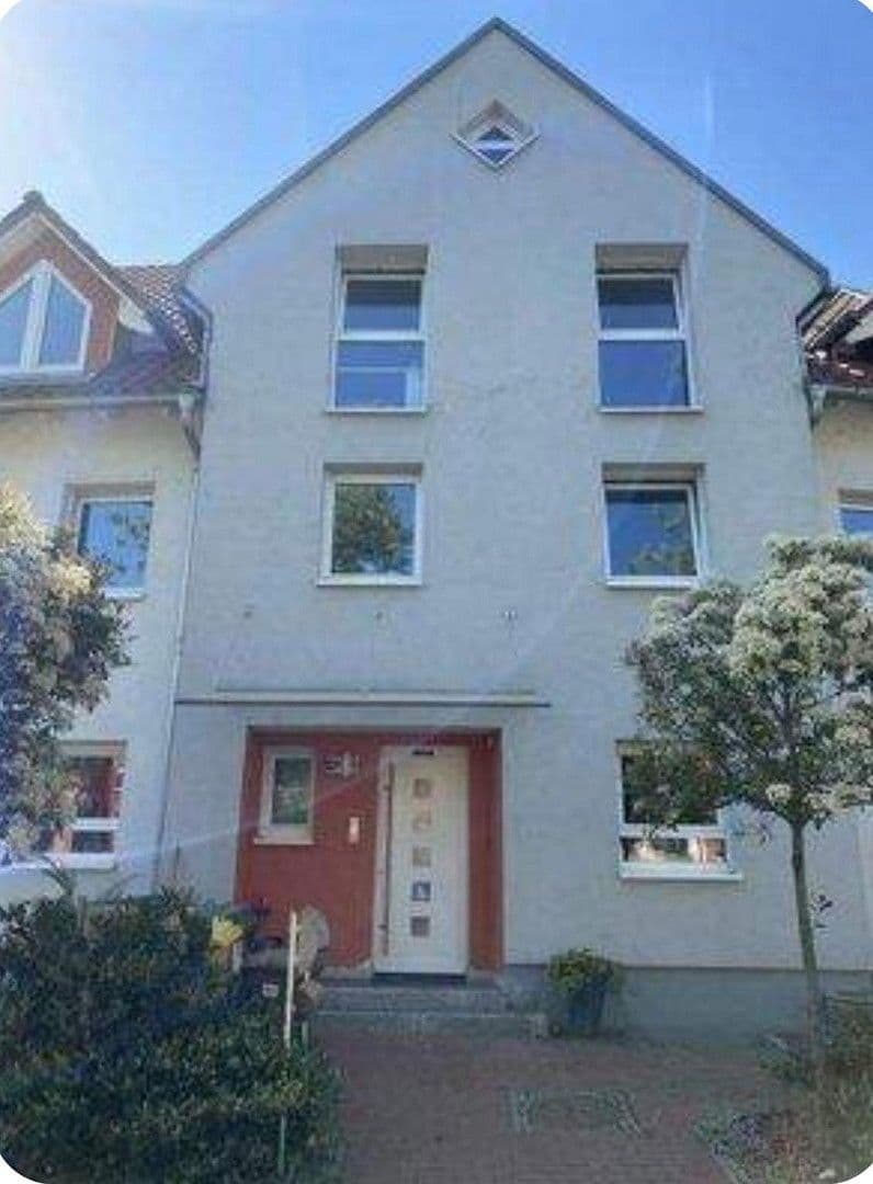 Prodej domu 138 m², pozemek 145 m², Theodore Heuss Allee, Viernheim, Hessen Prodej domu 138 m², pozemek 145 m², Theodore Heuss Allee, Viernheim, Hessen