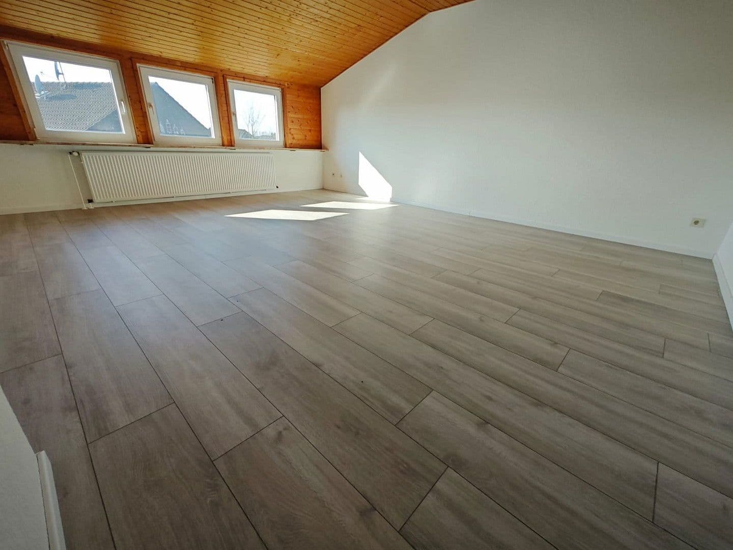 Pronájem bytu 3+1 77 m², Hubertusweg 3, Paderborn, Severní Porýní-Vestfálsko Pronájem bytu 3+1 77 m², Hubertusweg 3, Paderborn, Severní Porýní-Vestfálsko