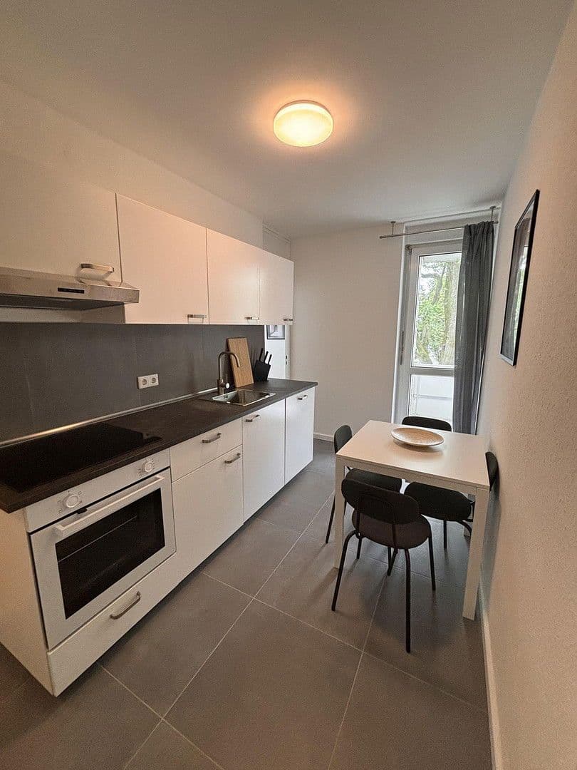 Pronájem bytu  10 m², Albert-Blank-Straße 34A, Frankfurt am Main, Hessen Pronájem bytu  10 m², Albert-Blank-Straße 34A, Frankfurt am Main, Hessen