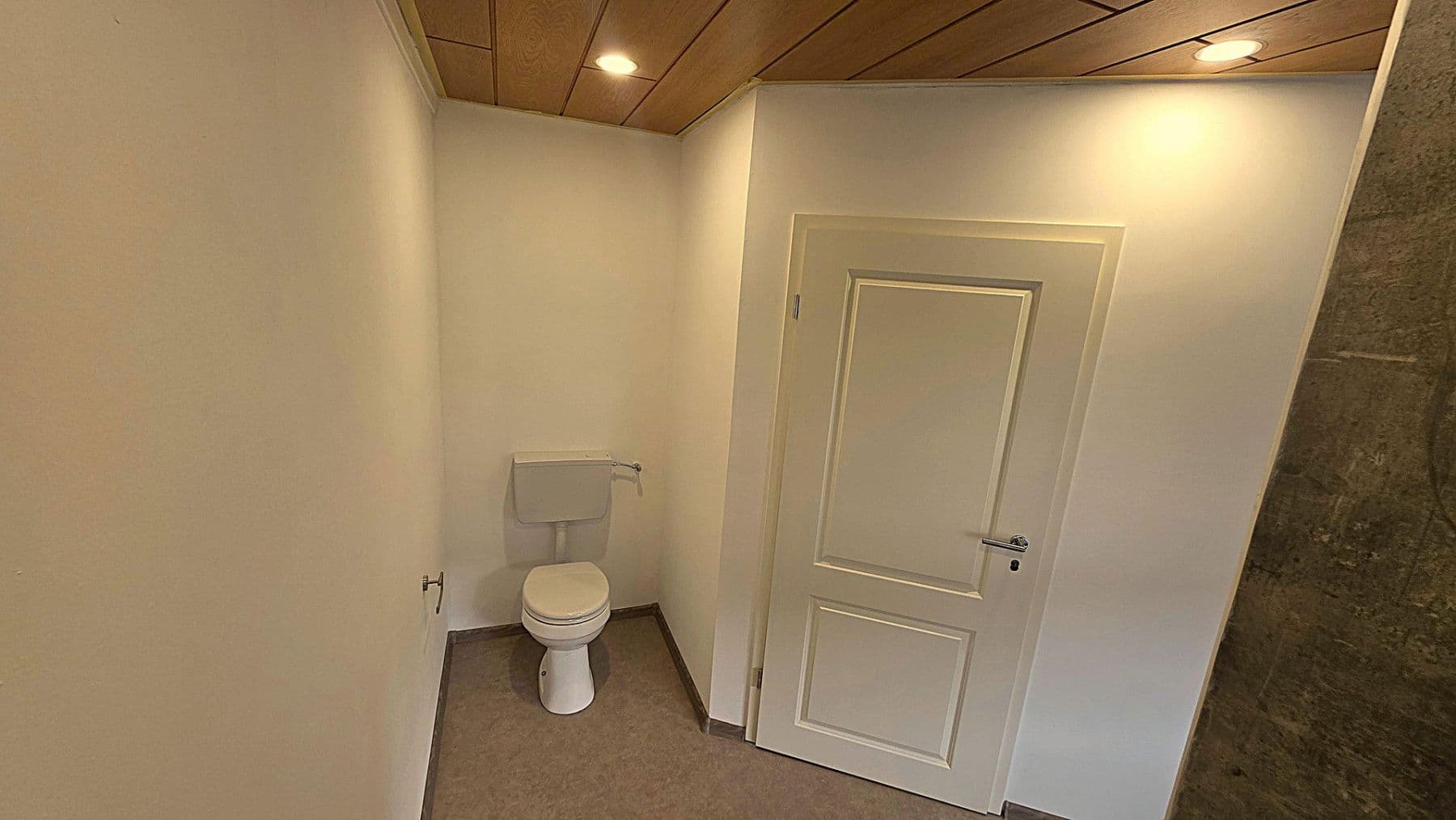 Pronájem bytu 2+1 44 m², Mudersbach, Porýní-Falc Pronájem bytu 2+1 44 m², Mudersbach, Porýní-Falc