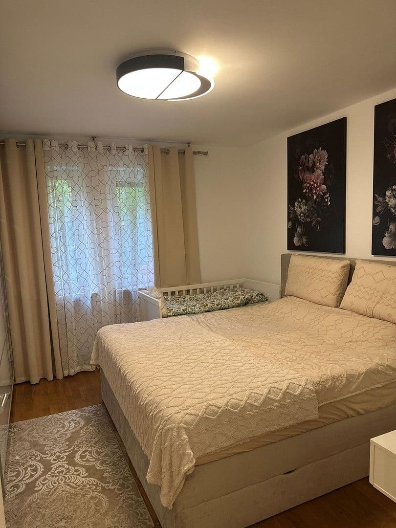 Prodej bytu 4+1 91 m², Germering, Bavorsko Prodej bytu 4+1 91 m², Germering, Bavorsko