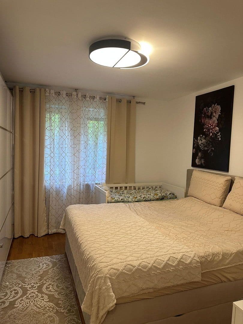 Prodej bytu 4+1 91 m², Germering, Bavorsko Prodej bytu 4+1 91 m², Germering, Bavorsko