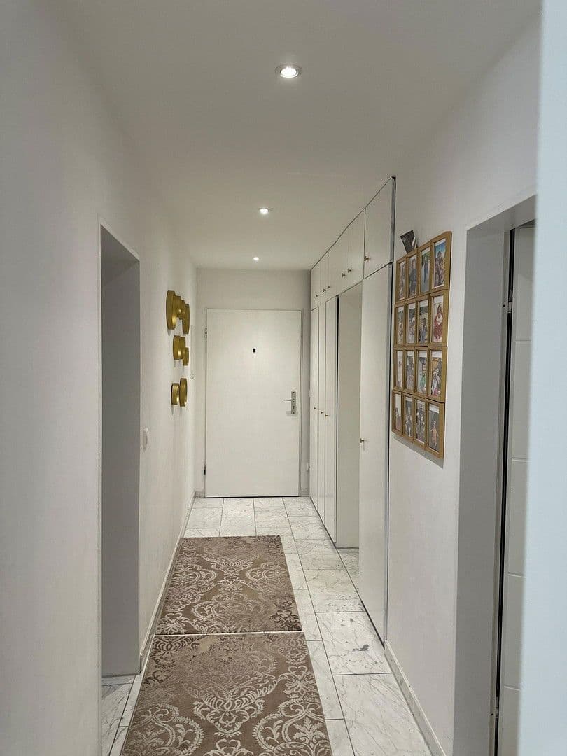 Prodej bytu 4+1 91 m², Germering, Bavorsko Prodej bytu 4+1 91 m², Germering, Bavorsko