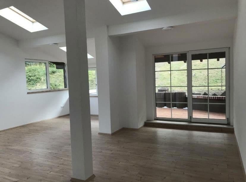 Prodej domu 261 m², pozemek 660 m², Bühlertal, Bádensko-Württembersko Prodej domu 261 m², pozemek 660 m², Bühlertal, Bádensko-Württembersko