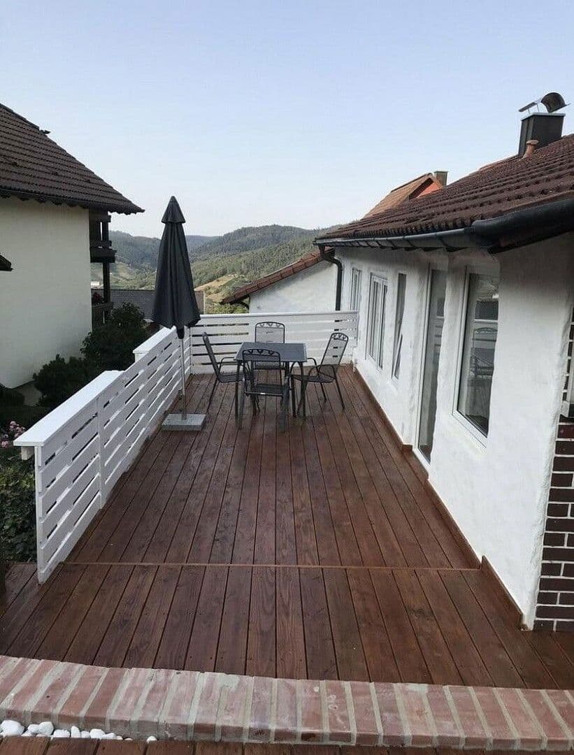 Prodej domu 261 m², pozemek 660 m², Bühlertal, Bádensko-Württembersko Prodej domu 261 m², pozemek 660 m², Bühlertal, Bádensko-Württembersko
