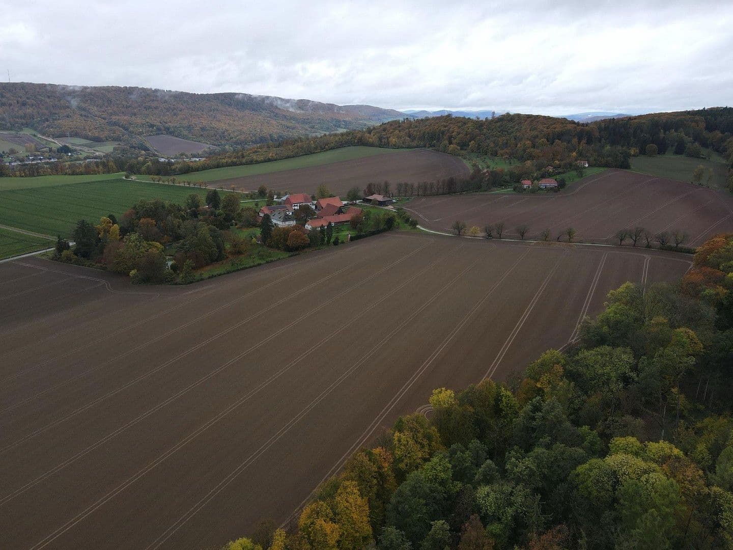 Pronájem domu 167 m², pozemek 600 m², Hilprechtshausen, Bad Gandersheim, Dolní Sasko Pronájem domu 167 m², pozemek 600 m², Hilprechtshausen, Bad Gandersheim, Dolní Sasko