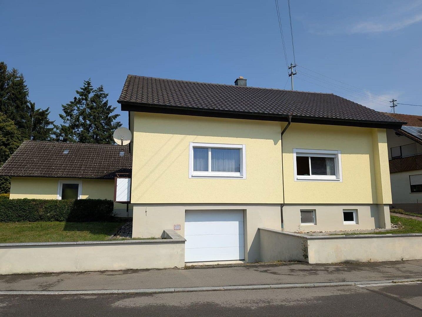 Prodej domu 125 m², pozemek 2.000 m², Schömberg, Bádensko-Württembersko Prodej domu 125 m², pozemek 2.000 m², Schömberg, Bádensko-Württembersko