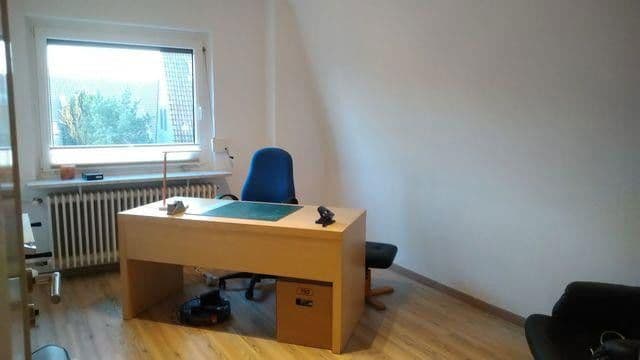 Prodej domu 167 m², pozemek 572 m², Scharpenmoor 71, Norderstedt, Šlesvicko-Holštýnsko Prodej domu 167 m², pozemek 572 m², Scharpenmoor 71, Norderstedt, Šlesvicko-Holštýnsko