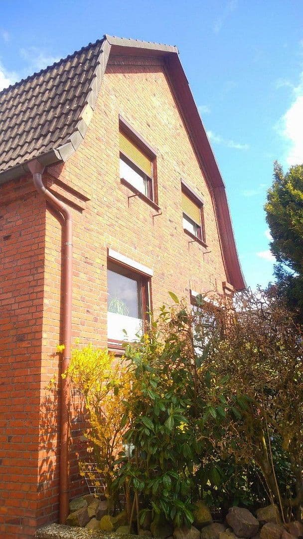 Prodej domu 167 m², pozemek 572 m², Scharpenmoor 71, Norderstedt, Šlesvicko-Holštýnsko Prodej domu 167 m², pozemek 572 m², Scharpenmoor 71, Norderstedt, Šlesvicko-Holštýnsko