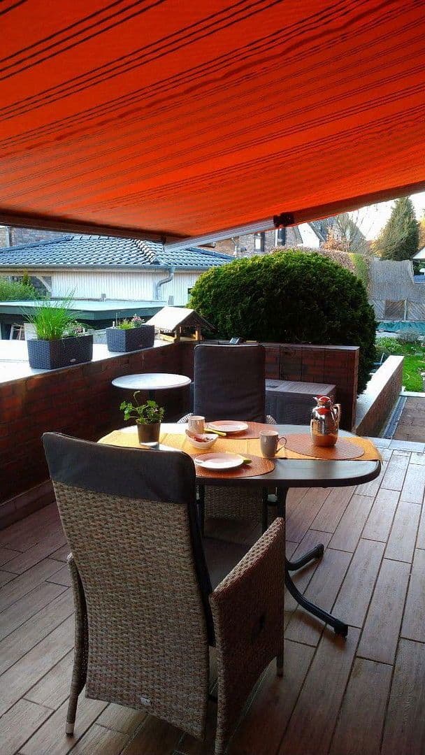 Prodej domu 167 m², pozemek 572 m², Scharpenmoor 71, Norderstedt, Šlesvicko-Holštýnsko Prodej domu 167 m², pozemek 572 m², Scharpenmoor 71, Norderstedt, Šlesvicko-Holštýnsko