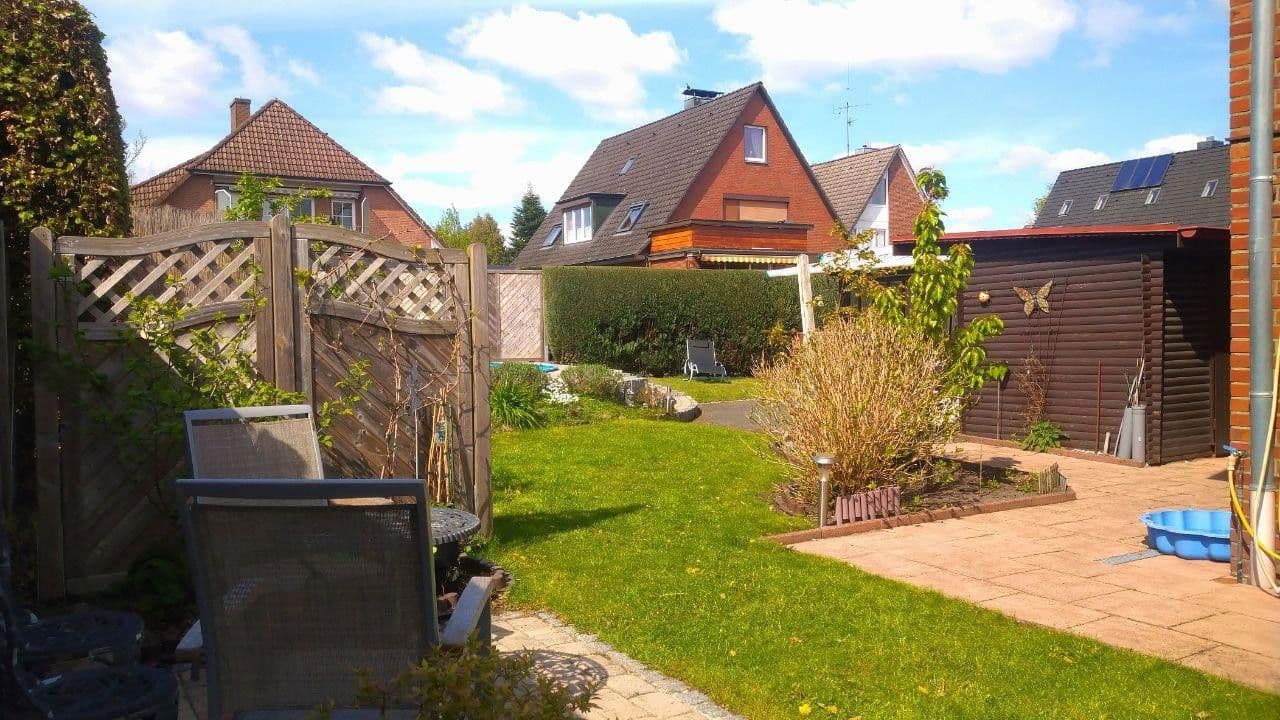 Prodej domu 167 m², pozemek 572 m², Scharpenmoor 71, Norderstedt, Šlesvicko-Holštýnsko Prodej domu 167 m², pozemek 572 m², Scharpenmoor 71, Norderstedt, Šlesvicko-Holštýnsko