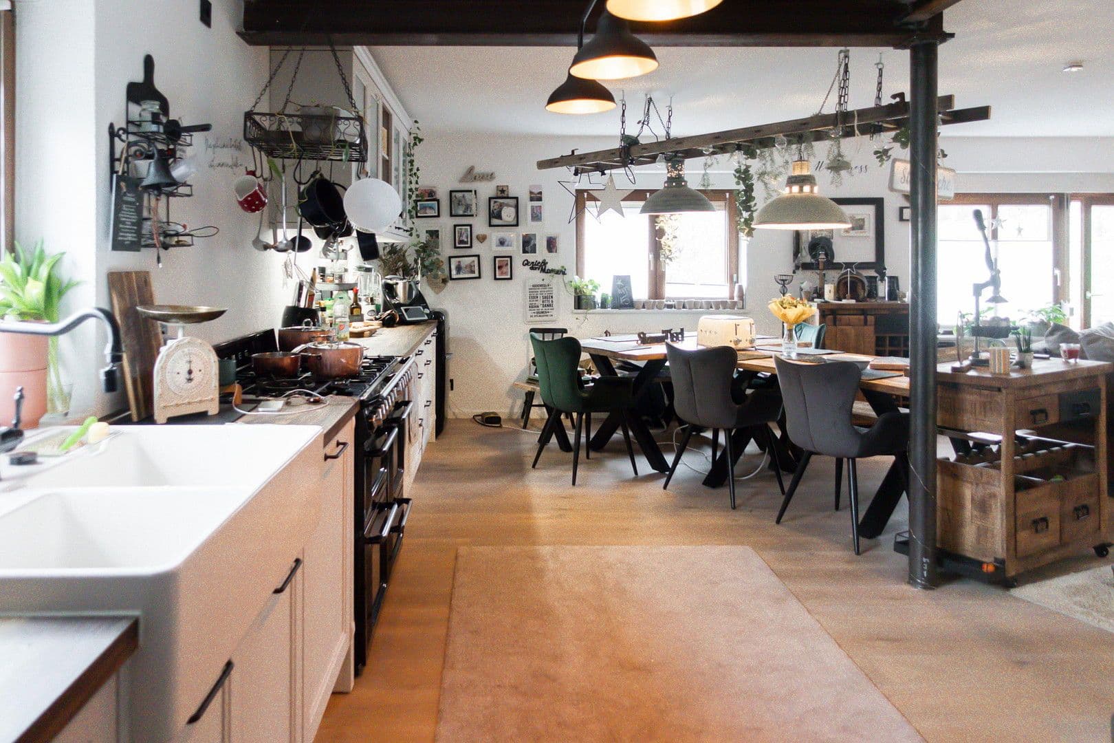 Pronájem bytu 6+1 140 m², Heddesbach, Bádensko-Württembersko Pronájem bytu 6+1 140 m², Heddesbach, Bádensko-Württembersko