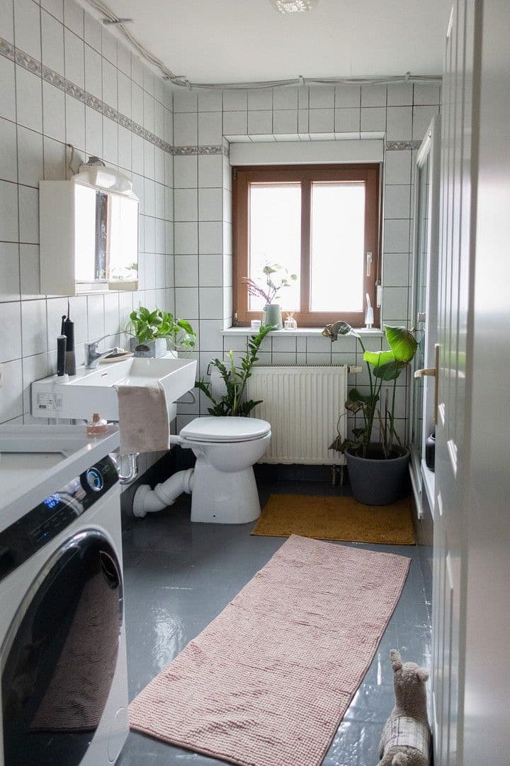 Pronájem bytu 6+1 140 m², Heddesbach, Bádensko-Württembersko Pronájem bytu 6+1 140 m², Heddesbach, Bádensko-Württembersko