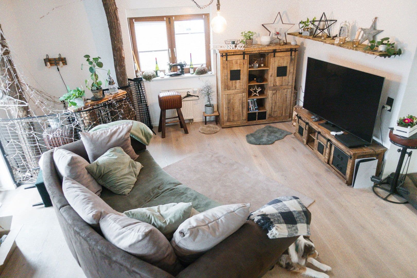 Pronájem bytu 6+1 140 m², Heddesbach, Bádensko-Württembersko Pronájem bytu 6+1 140 m², Heddesbach, Bádensko-Württembersko