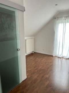 Pronájem domu 130 m², pozemek 380 m², Wörth am Rhein, Porýní-Falc Pronájem domu 130 m², pozemek 380 m², Wörth am Rhein, Porýní-Falc