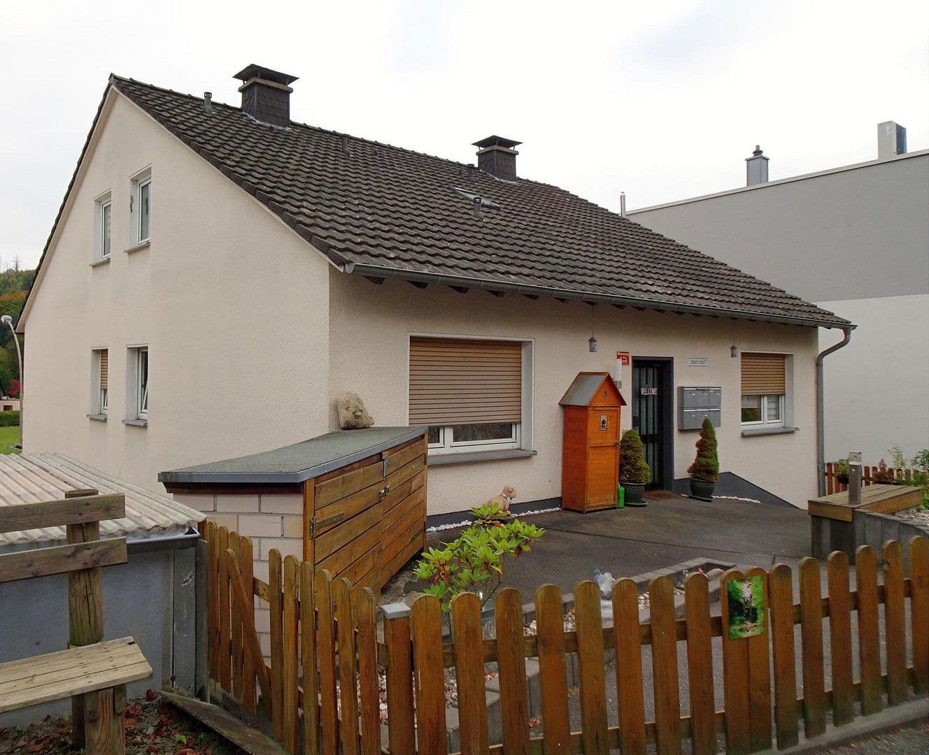 Prodej domu 388 m², pozemek 463 m², Overath, Severní Porýní-Vestfálsko Prodej domu 388 m², pozemek 463 m², Overath, Severní Porýní-Vestfálsko