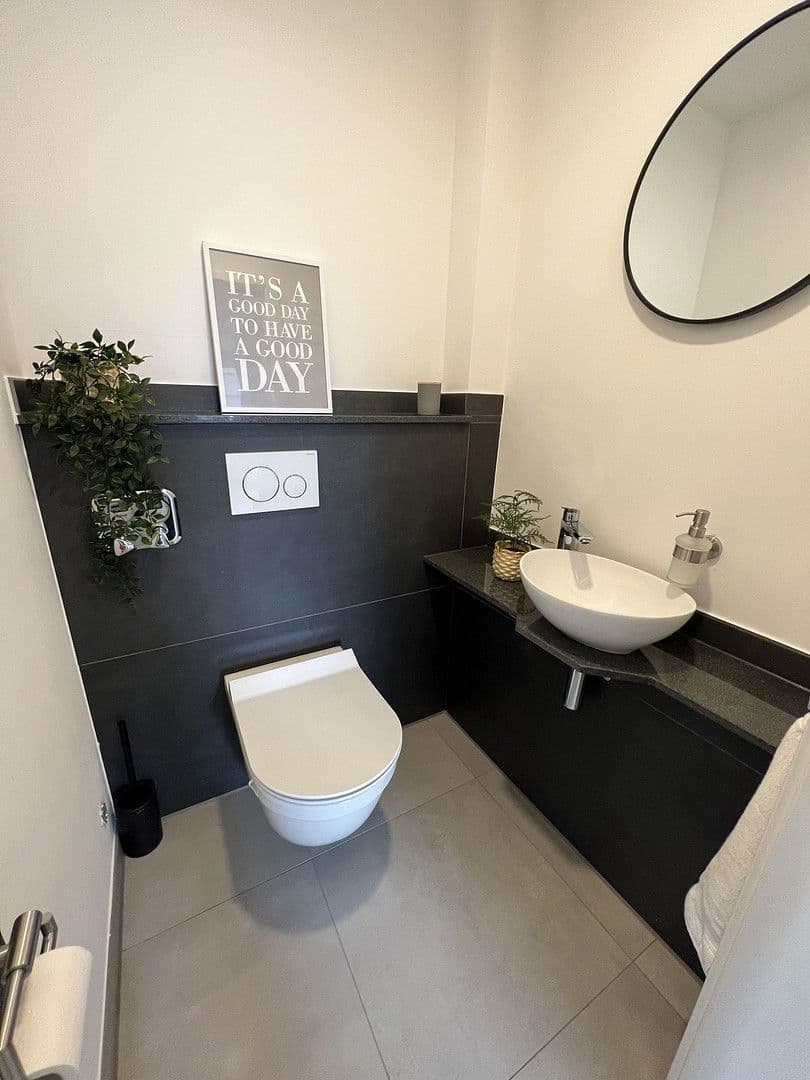 Pronájem bytu 3+1 93 m², An der Johanniskirche 13, Hildesheim, Dolní Sasko Pronájem bytu 3+1 93 m², An der Johanniskirche 13, Hildesheim, Dolní Sasko