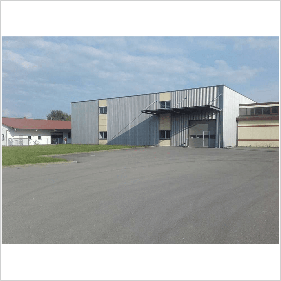 Pronájem nebytového prostoru 2.000 m², Uhlmannstrasse 42, Laupheim, Bádensko-Württembersko Pronájem nebytového prostoru 2.000 m², Uhlmannstrasse 42, Laupheim, Bádensko-Württembersko