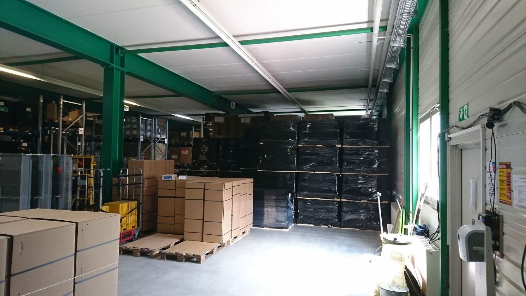 Pronájem nebytového prostoru 2.000 m², Uhlmannstrasse 42, Laupheim, Bádensko-Württembersko Pronájem nebytového prostoru 2.000 m², Uhlmannstrasse 42, Laupheim, Bádensko-Württembersko