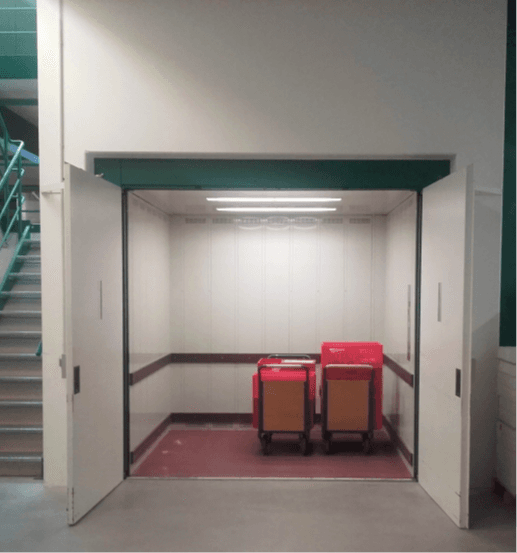 Pronájem nebytového prostoru 2.000 m², Uhlmannstrasse 42, Laupheim, Bádensko-Württembersko Pronájem nebytového prostoru 2.000 m², Uhlmannstrasse 42, Laupheim, Bádensko-Württembersko