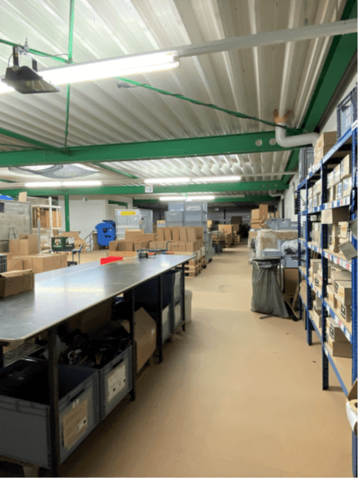 Pronájem nebytového prostoru 2.000 m², Uhlmannstrasse 42, Laupheim, Bádensko-Württembersko Pronájem nebytového prostoru 2.000 m², Uhlmannstrasse 42, Laupheim, Bádensko-Württembersko