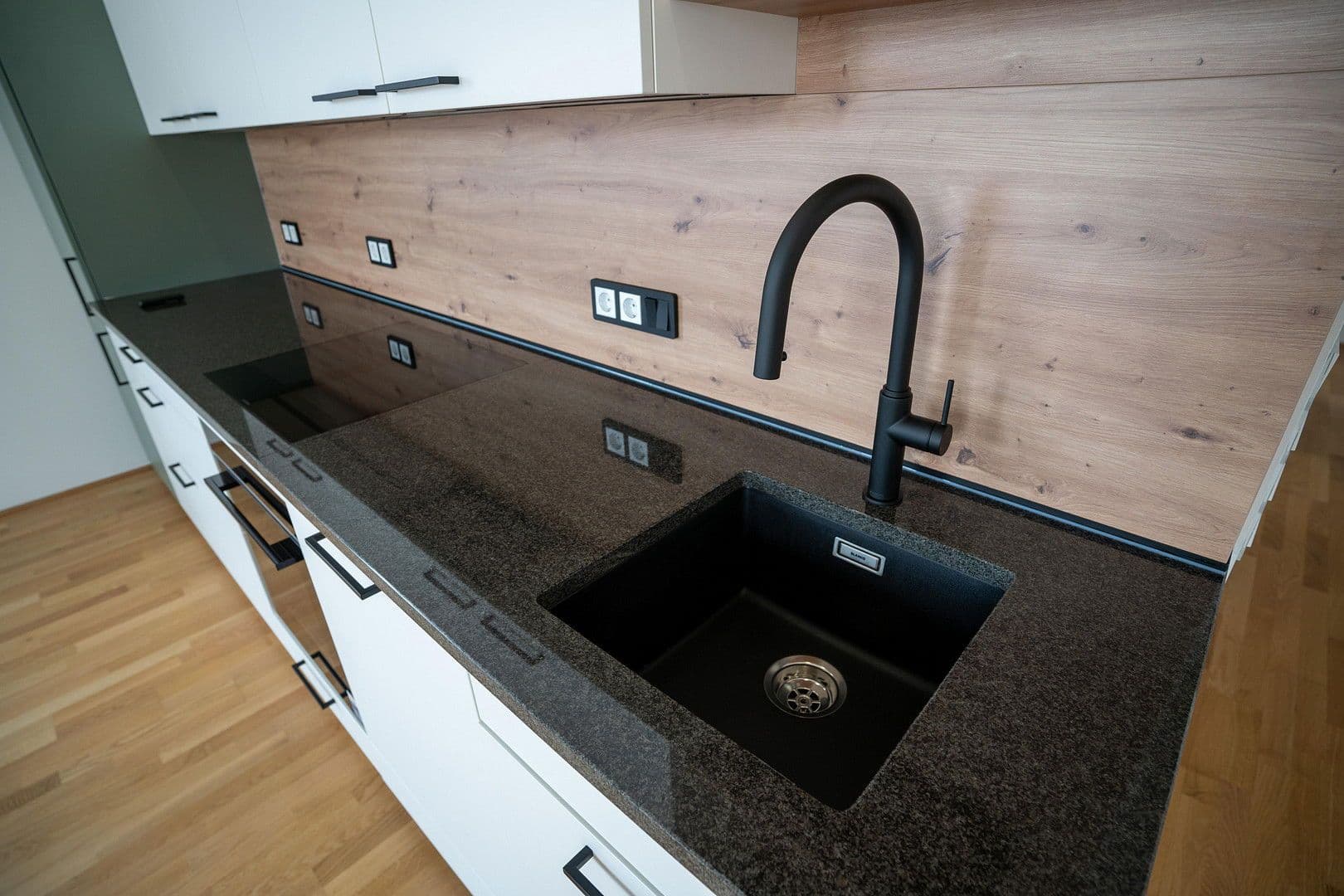 Pronájem bytu 3+1 70 m², Wehlistraße 291/2/399, Wien, Wien Pronájem bytu 3+1 70 m², Wehlistraße 291/2/399, Wien, Wien