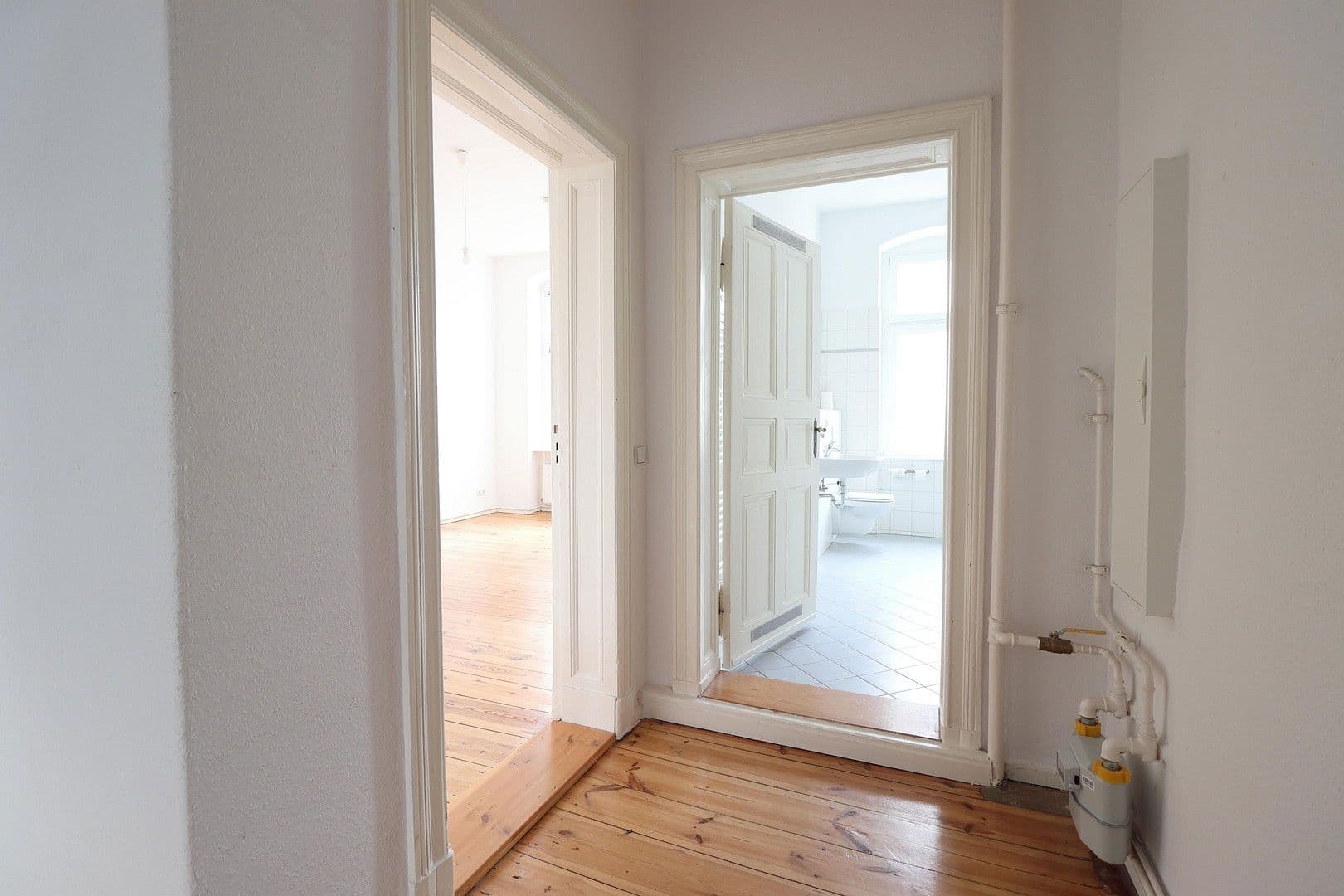 Pronájem bytu 2+1 73 m², Beusselstraße 00, Berlin, Berlín Pronájem bytu 2+1 73 m², Beusselstraße 00, Berlin, Berlín