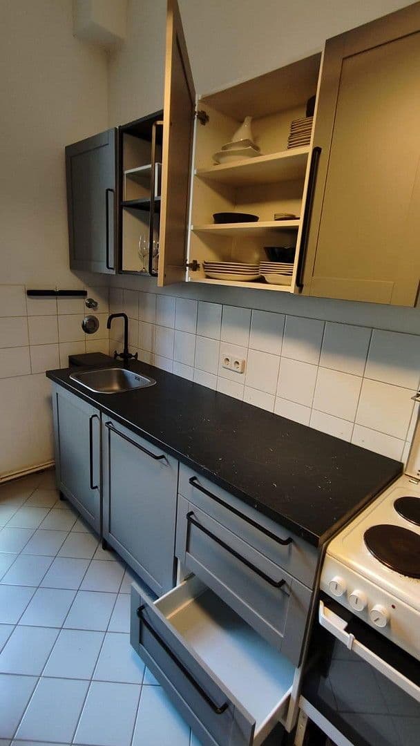 Pronájem bytu 2+1 73 m², Beusselstraße 00, Berlin, Berlín Pronájem bytu 2+1 73 m², Beusselstraße 00, Berlin, Berlín