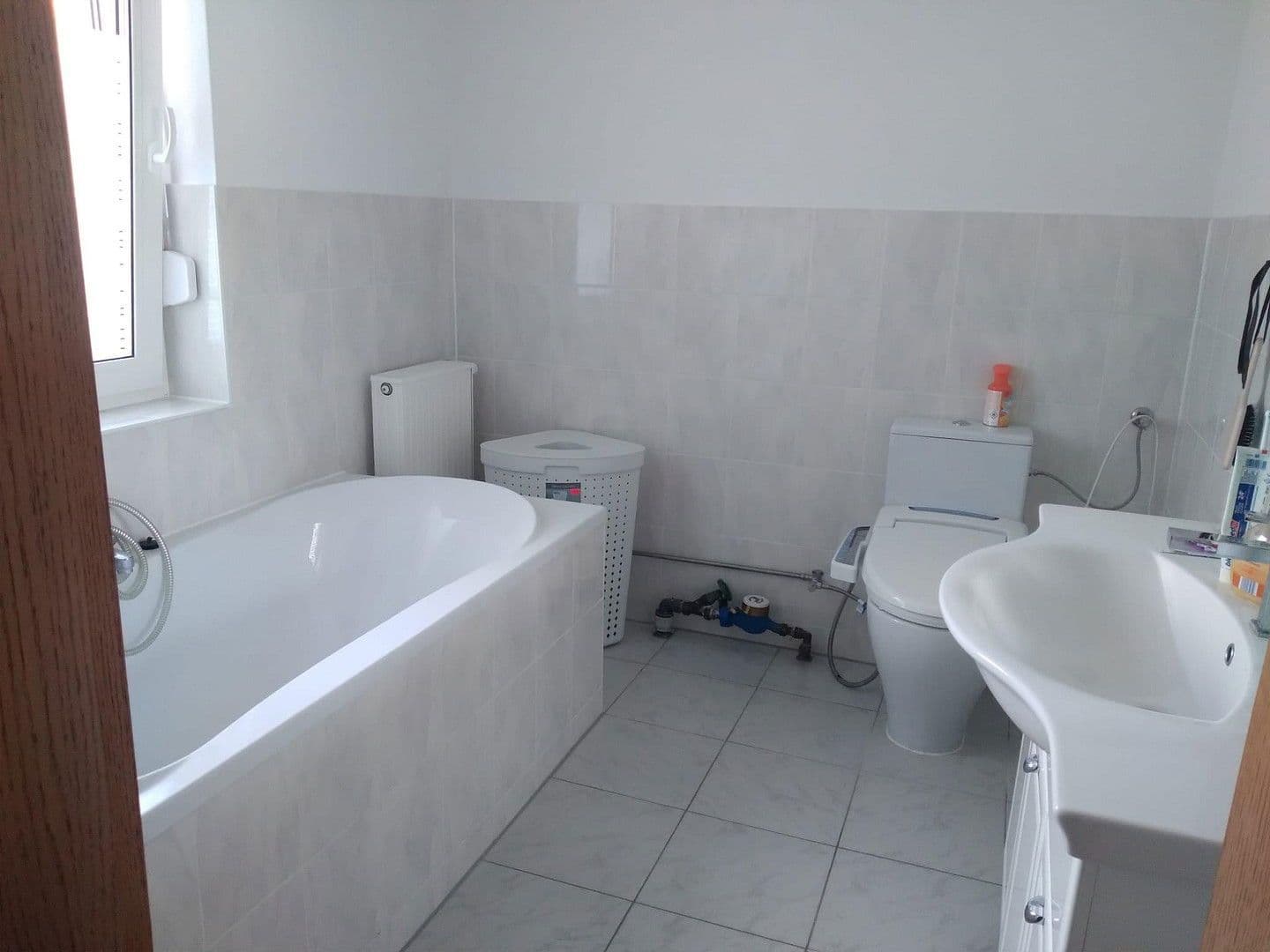 Prodej domu 100 m², pozemek 11.000 m², Grimmen, Mecklenburg-Vorpommern Prodej domu 100 m², pozemek 11.000 m², Grimmen, Mecklenburg-Vorpommern