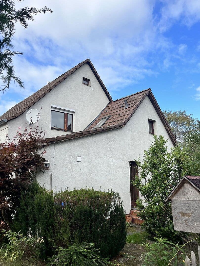 Prodej domu 100 m², pozemek 505 m², Karwitzer Pfad 19, Berlin, Berlín Prodej domu 100 m², pozemek 505 m², Karwitzer Pfad 19, Berlin, Berlín