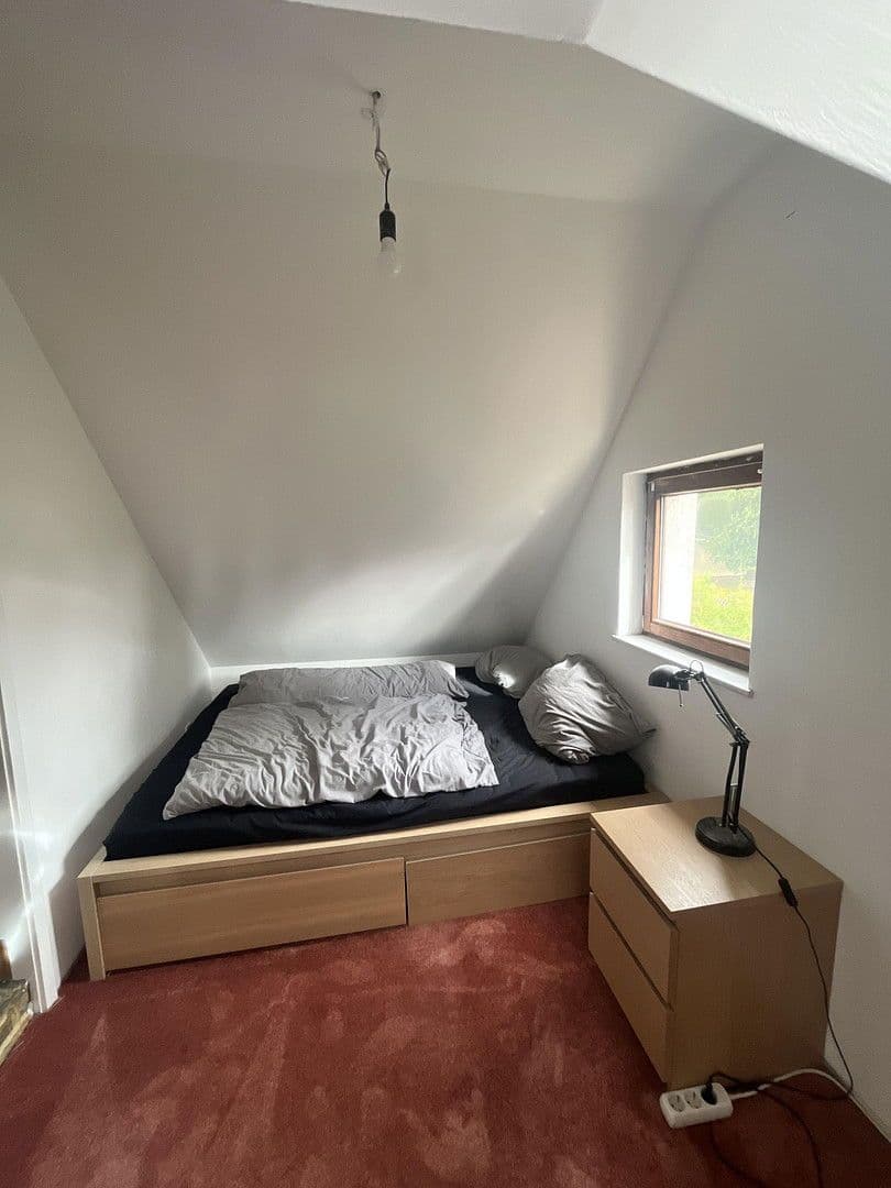 Prodej domu 100 m², pozemek 505 m², Karwitzer Pfad 19, Berlin, Berlín Prodej domu 100 m², pozemek 505 m², Karwitzer Pfad 19, Berlin, Berlín