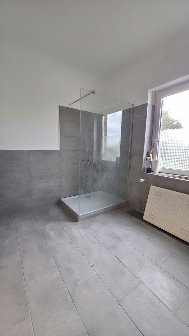 Pronájem bytu 3+kk 85 m², Salzgitter Thiede, Dolní Sasko Pronájem bytu 3+kk 85 m², Salzgitter Thiede, Dolní Sasko